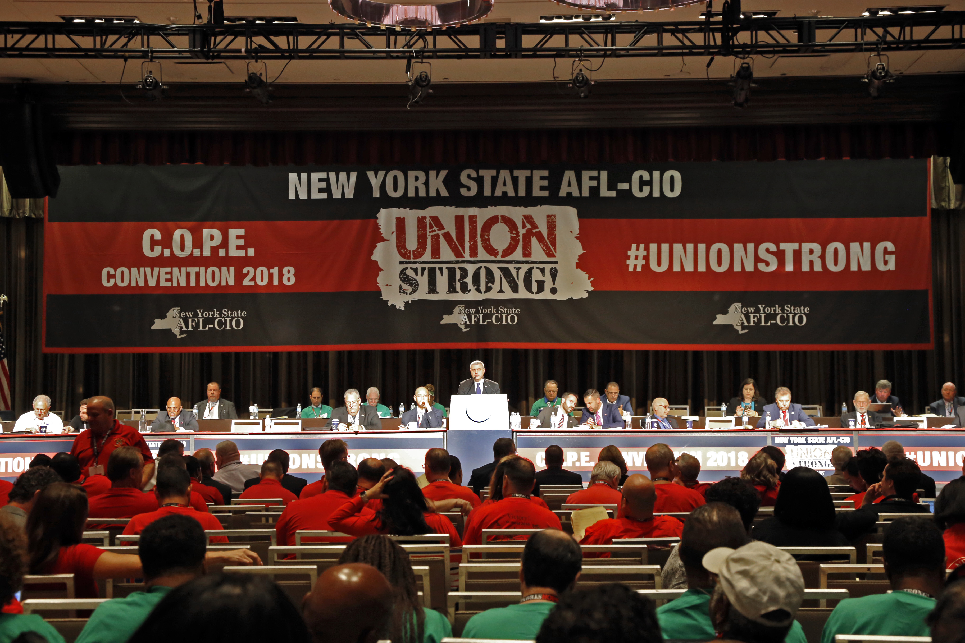 Photo of 2018 NYS AFL-CIO COPE Convention stage and audience