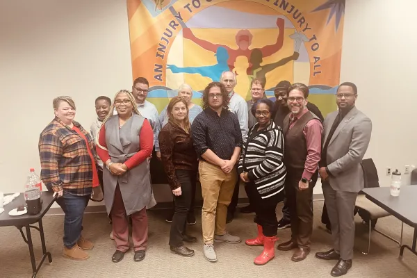 group photo of 10-15 people