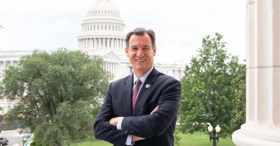 Photo of Tom Suozzi